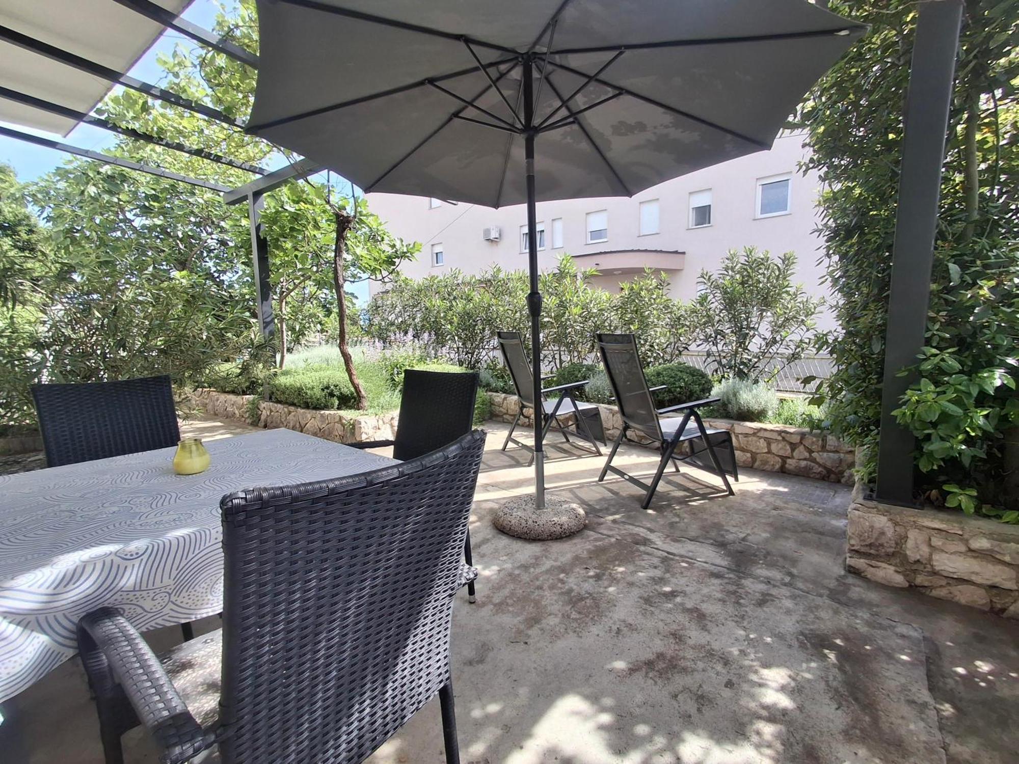 Apartman Vitamare 160 M From The Beach Нови-Винодолски Экстерьер фото